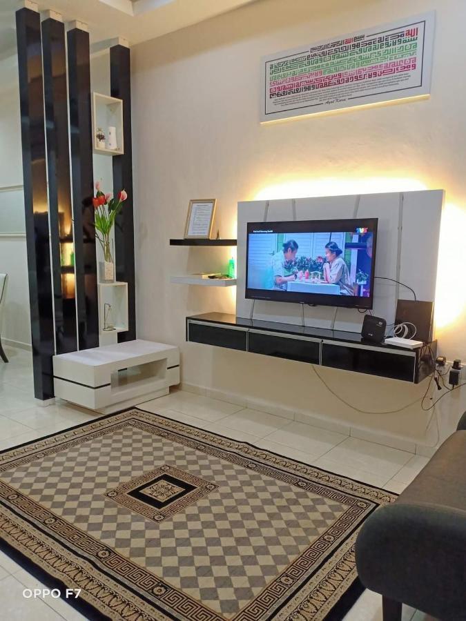 Melissa Homestay Merlimau Екстер'єр фото